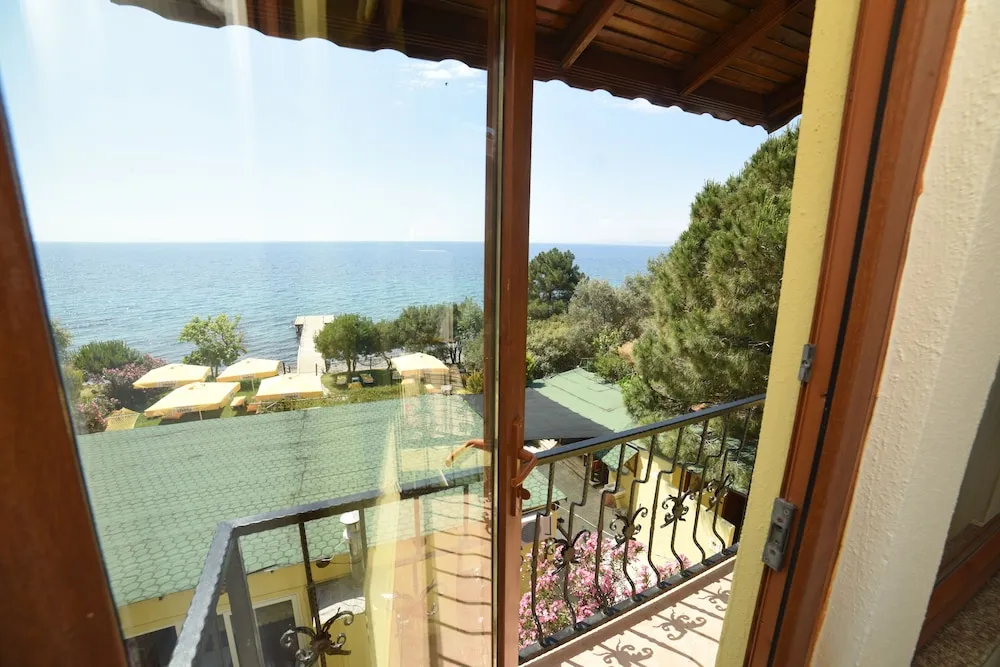Tek Büyük Yataklı Oda, Balkon, Deniz Manzaralı