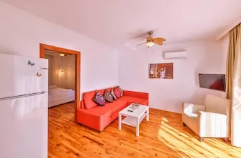 Kas Yoga House