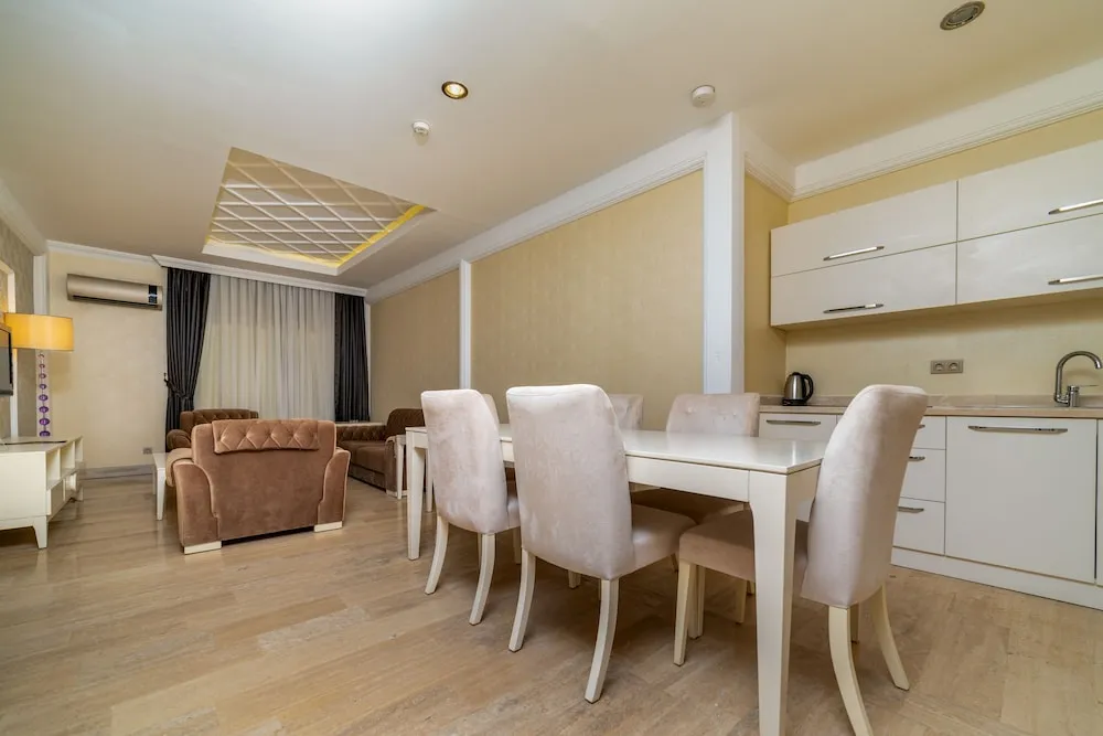 Junior Villa