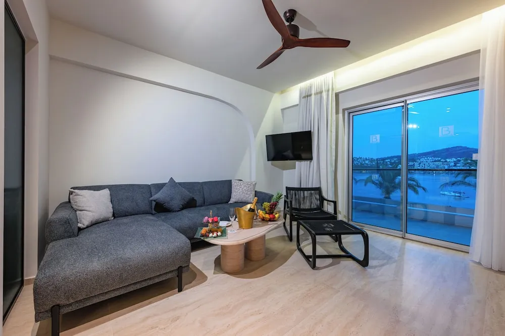 Premium Süit, Teras, Deniz Manzaralı