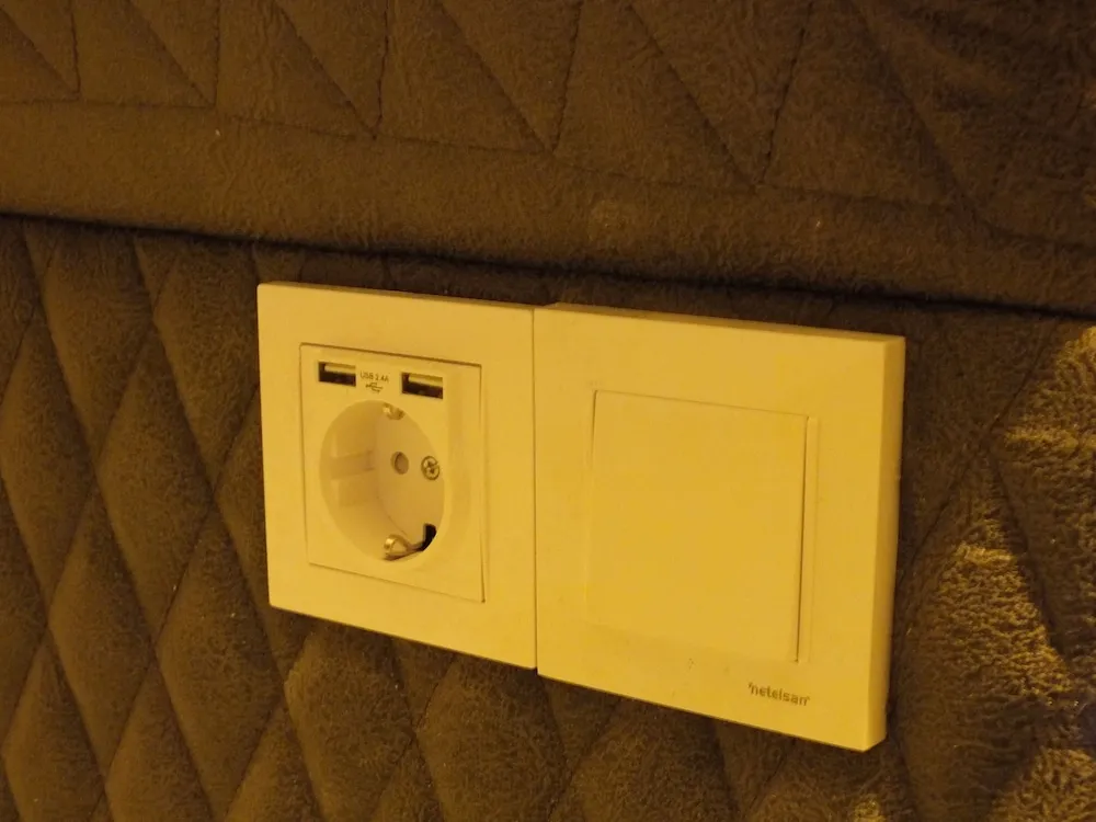 Standard Tek Büyük Yataklı Oda