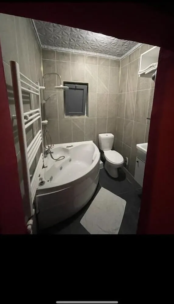 Deluxe Dört Kişilik Oda