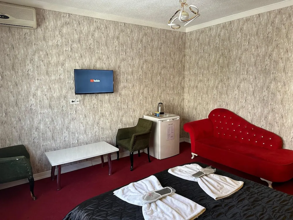 Deluxe Tek Büyük Yataklı Oda