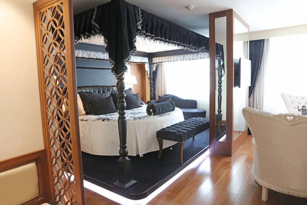 Honeymoon Süit, 1 Yatak Odası, Sigara İçilebilir