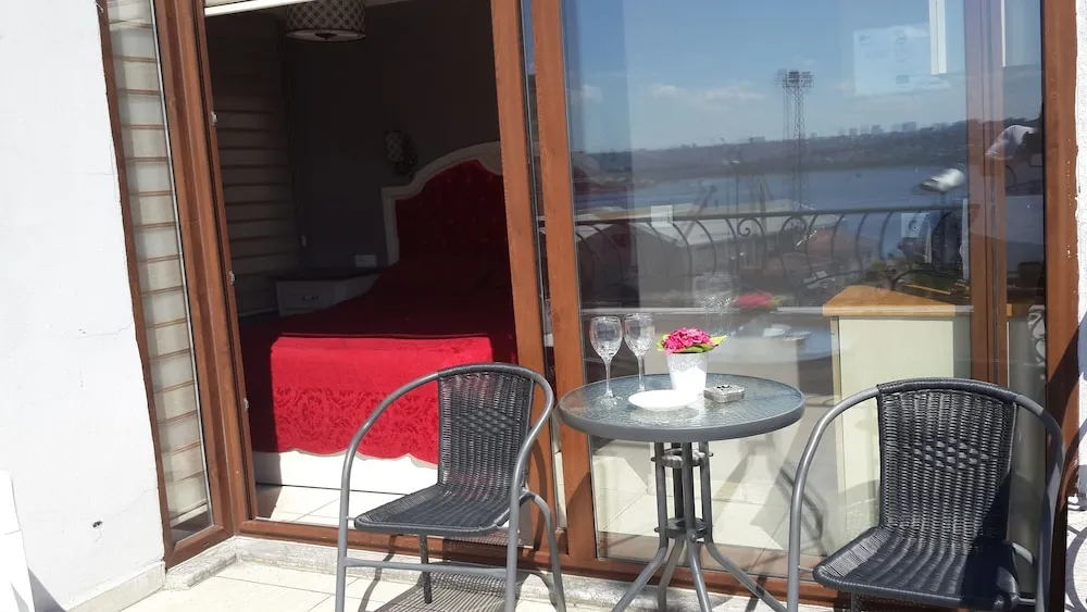 Deluxe Oda, Teras, Deniz Manzaralı