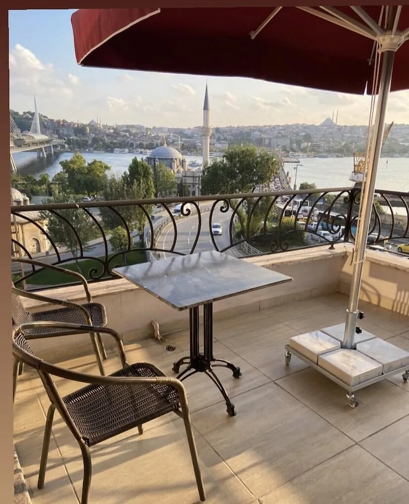 Deluxe Oda, Teras, Deniz Manzaralı