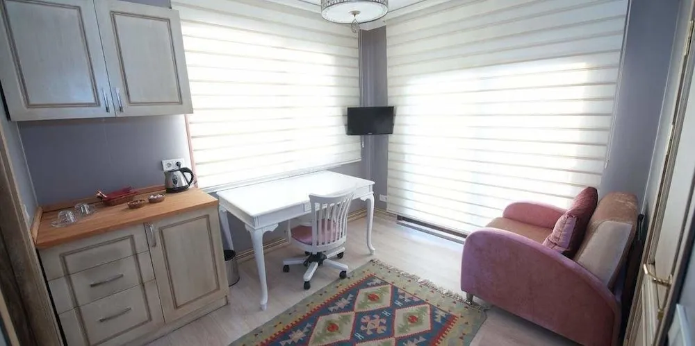 Deluxe Oda, Balkon, Deniz Manzaralı
