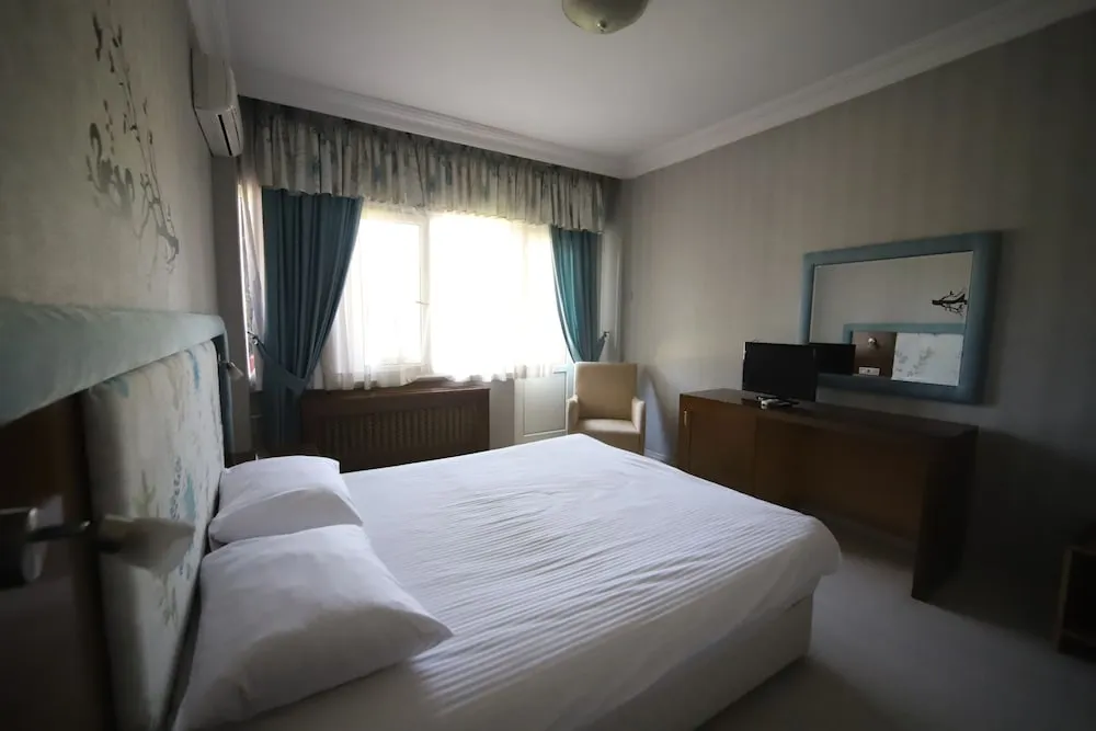 Comfort Tek Büyük Yataklı Oda