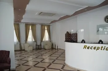 Grand Milano Hotel