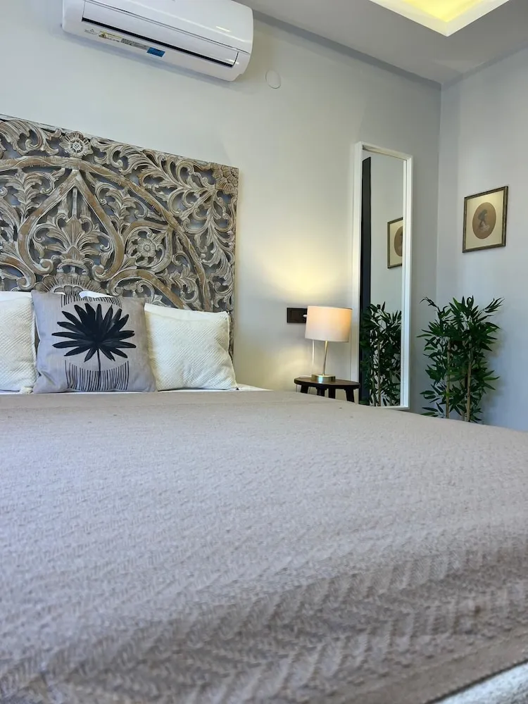 Design Tek Büyük Yataklı Oda