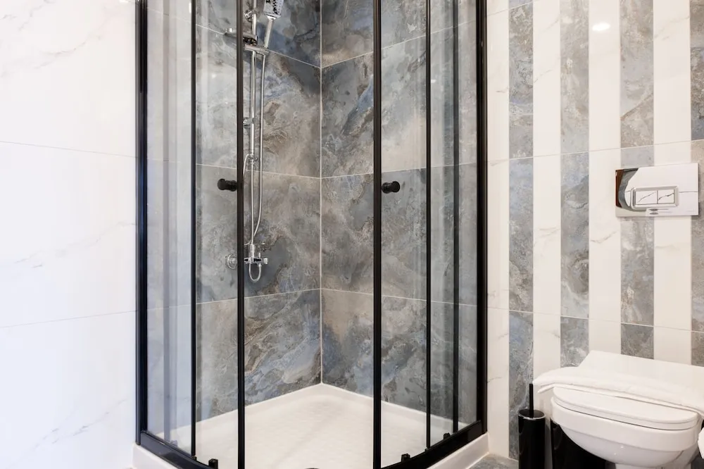 Design Tek Büyük Yataklı Oda