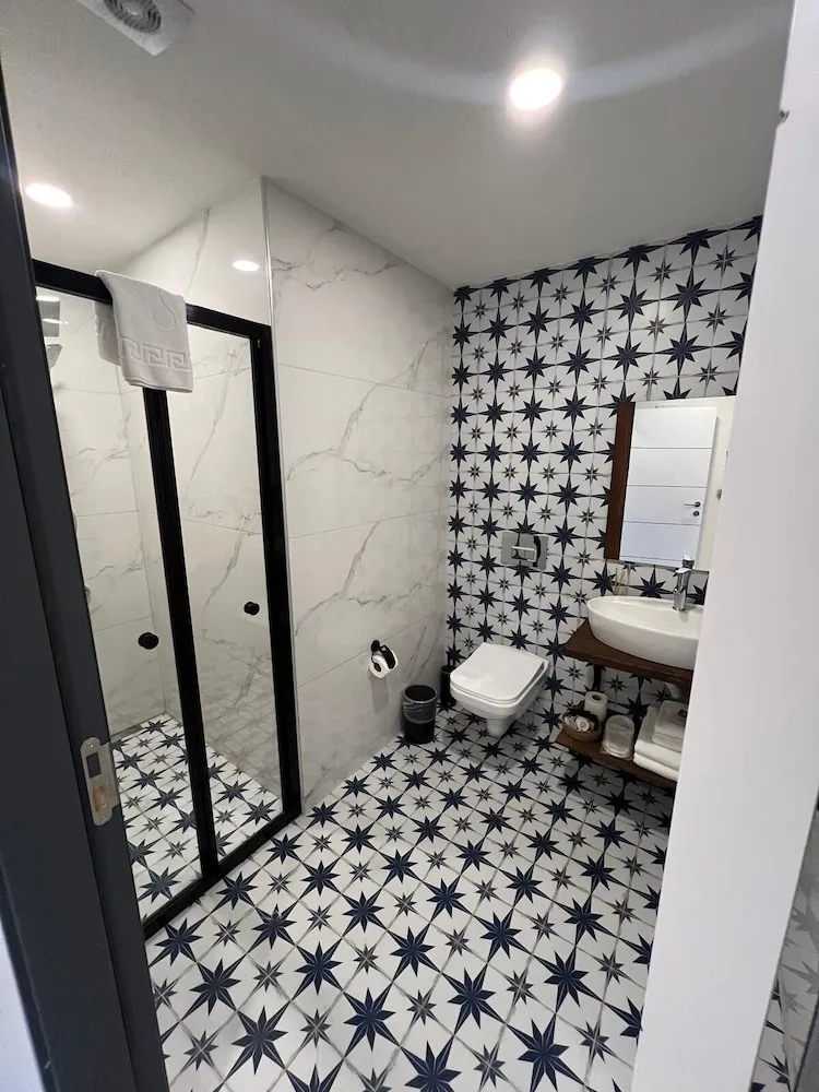 Design Tek Büyük Yataklı Oda
