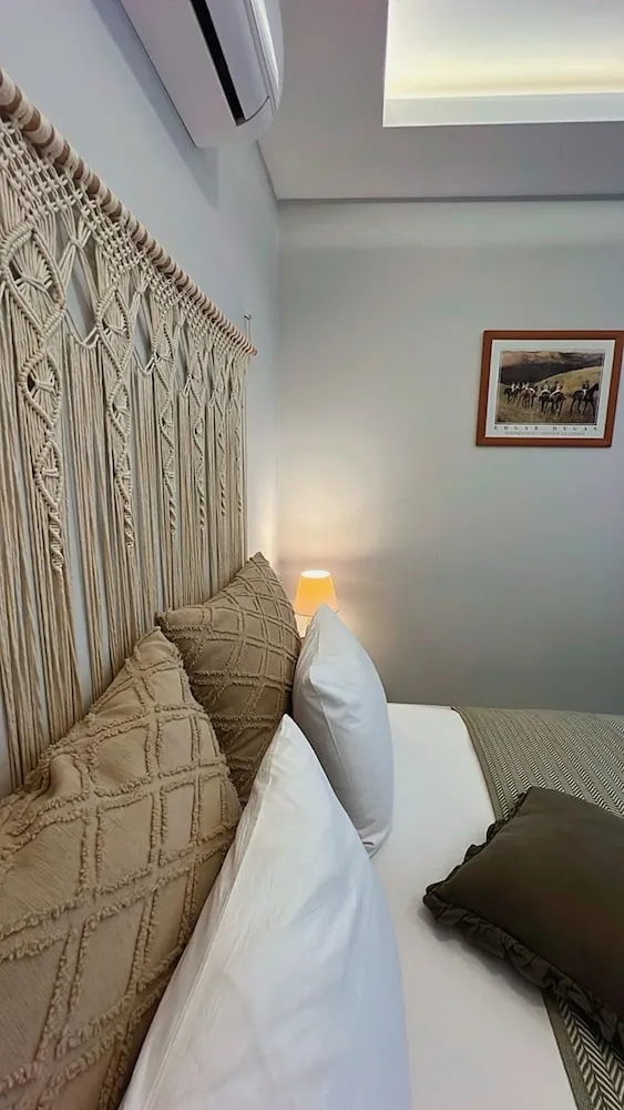 Design Tek Büyük Yataklı Oda