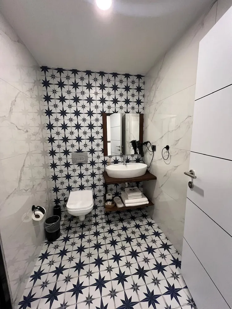 Design Tek Büyük Yataklı Oda
