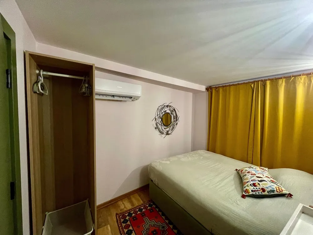 Junior Süit, 1 Çift Kişilik Yatak