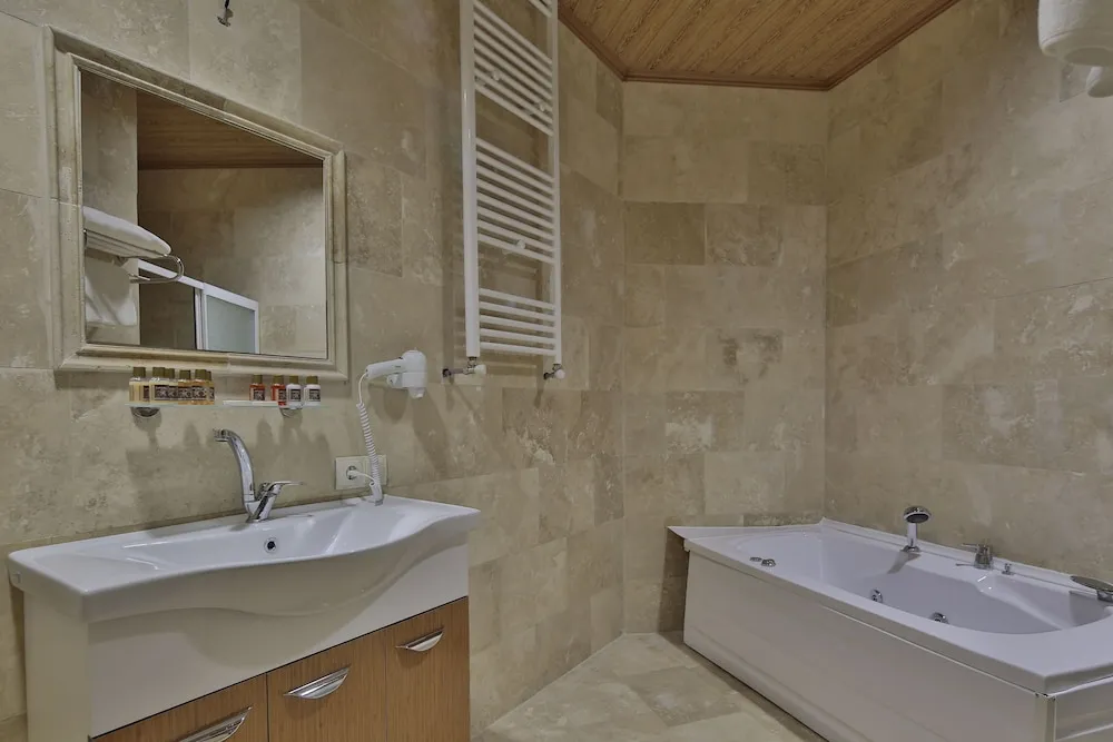 Family Üç Kişilik Oda