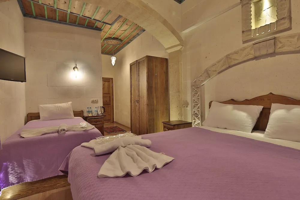 Standard Üç Kişilik Oda