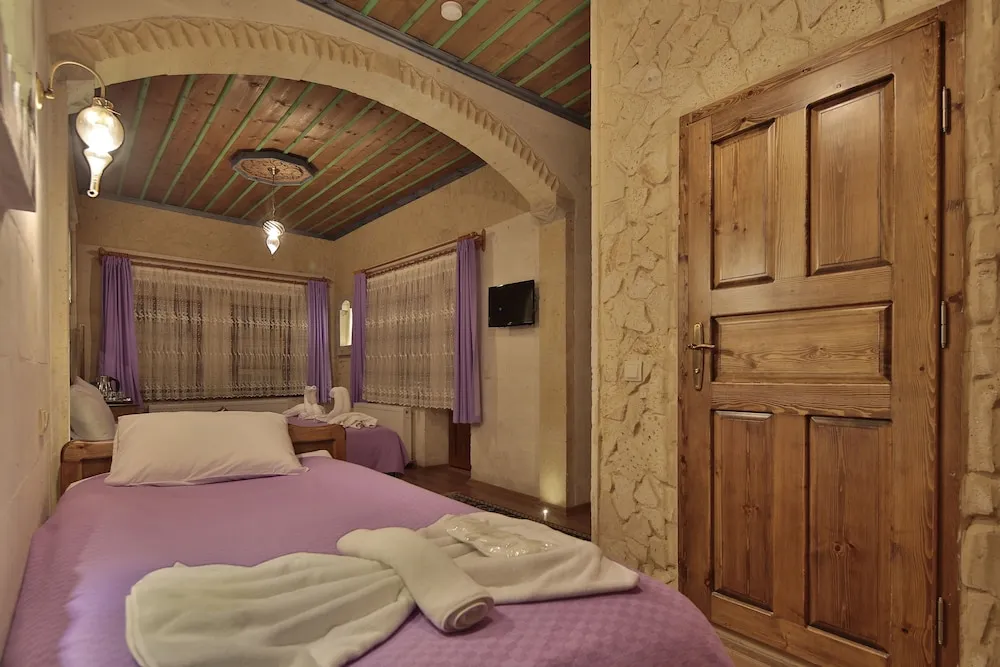 Deluxe Üç Kişilik Oda