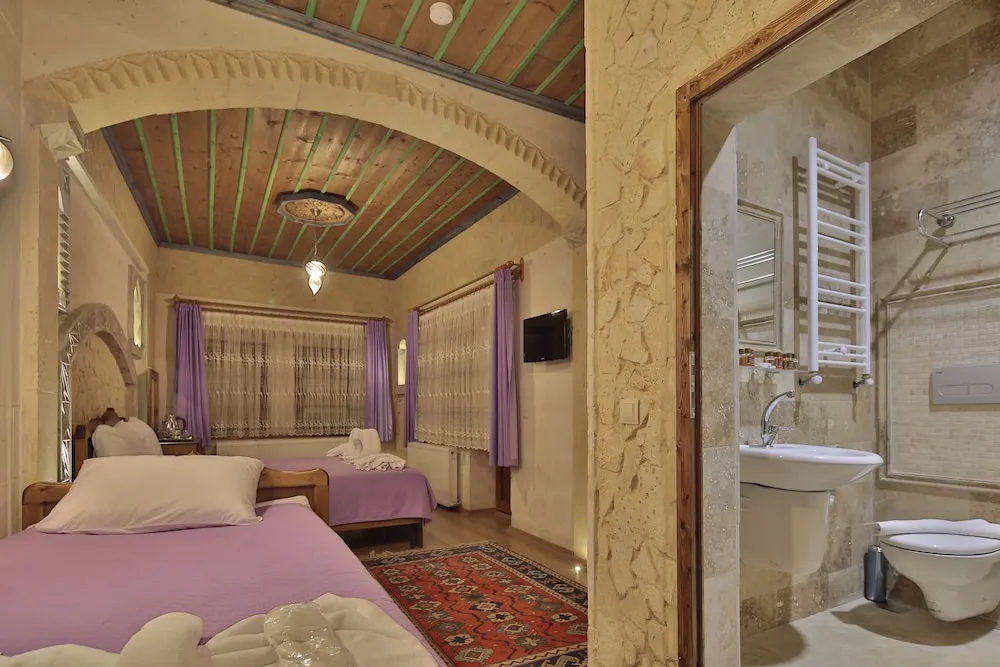 Deluxe Üç Kişilik Oda