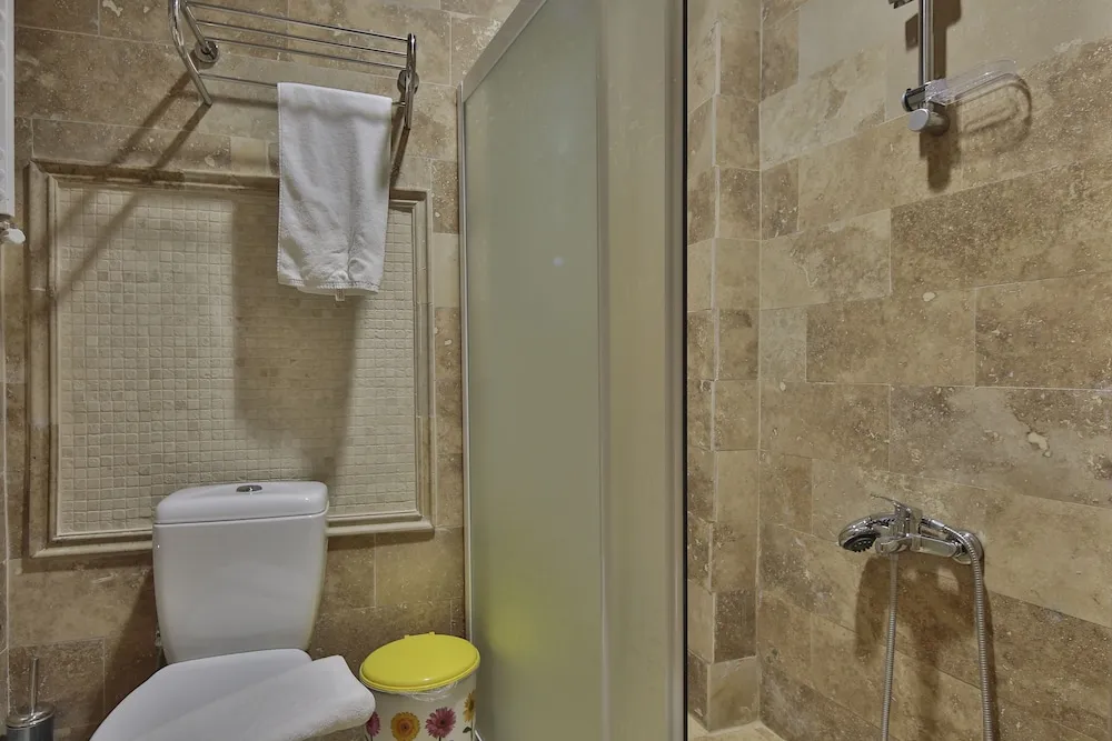 Deluxe Üç Kişilik Oda