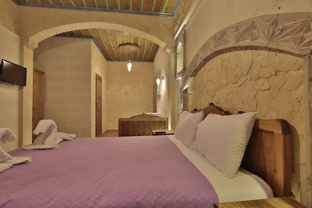 Deluxe Üç Kişilik Oda