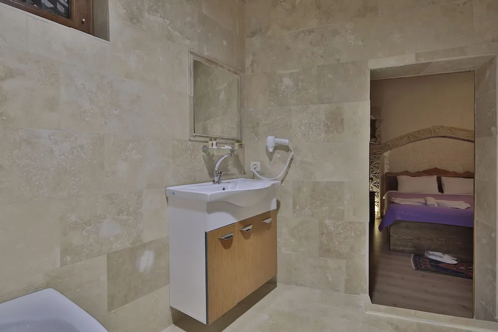 Romantic Tek Büyük Yataklı Oda