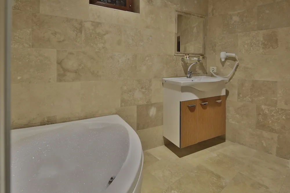 Romantic Tek Büyük Yataklı Oda