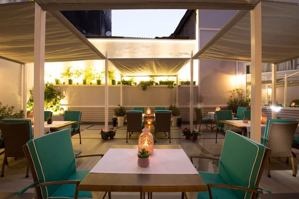 Deluxe Oda, Balkon, Şehir Manzaralı