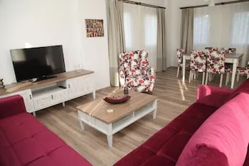Dibek Homes