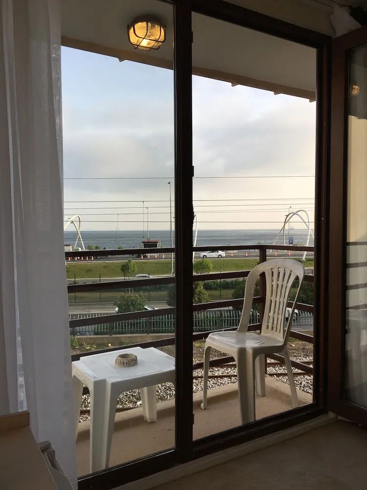 Tek Büyük Yataklı Oda, 1 Çift Kişilik Yatak, Balkon, Deniz Manzaralı