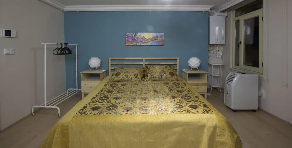 Deluxe Tek Büyük Yataklı Oda