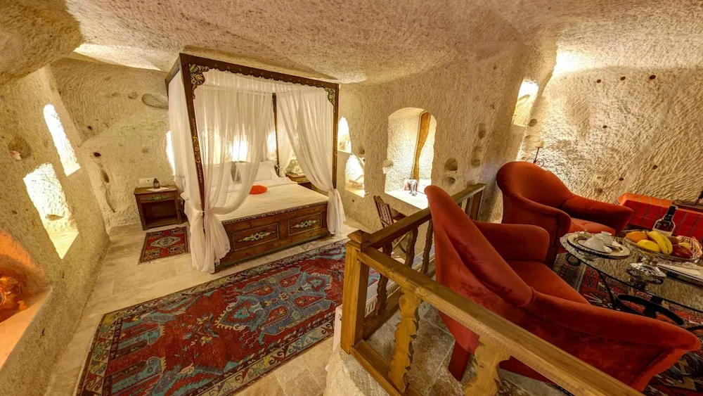 Honeymoon Tek Büyük Yataklı Oda