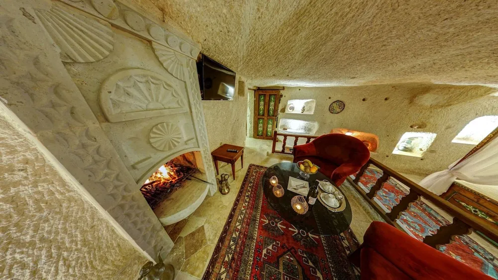 Honeymoon Tek Büyük Yataklı Oda