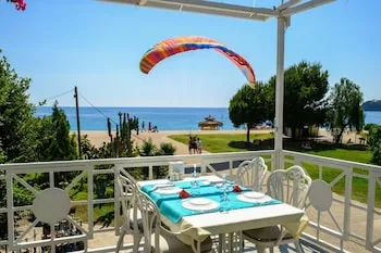 Seyir Beach Hotel