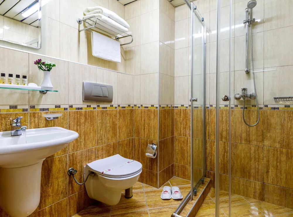 Standard Tek Büyük veya İki Ayrı Yataklı Oda