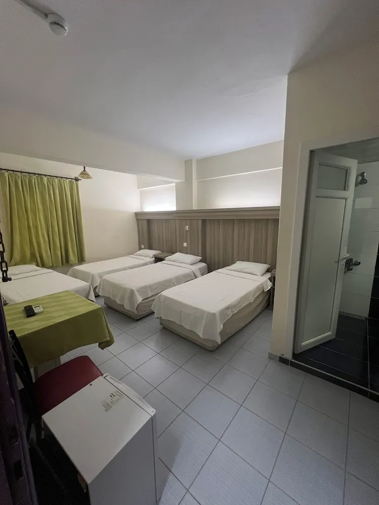 Quadruple Room, 4 Twin Beds