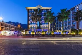 Parador Beach Otel