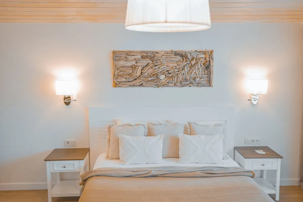 Greyfurt Room