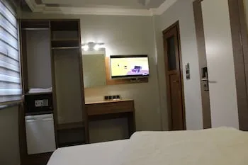 Nur Hotel