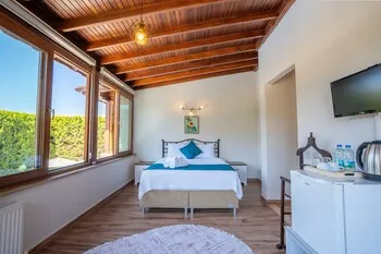 Cunda Giritlioğlu Otel Adult Only +12