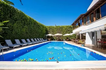 Cunda Giritlioğlu Otel Adult Only +12