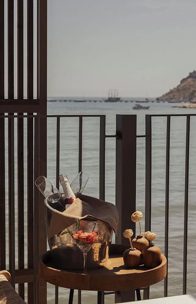 King Suite, Sea View, Main Building