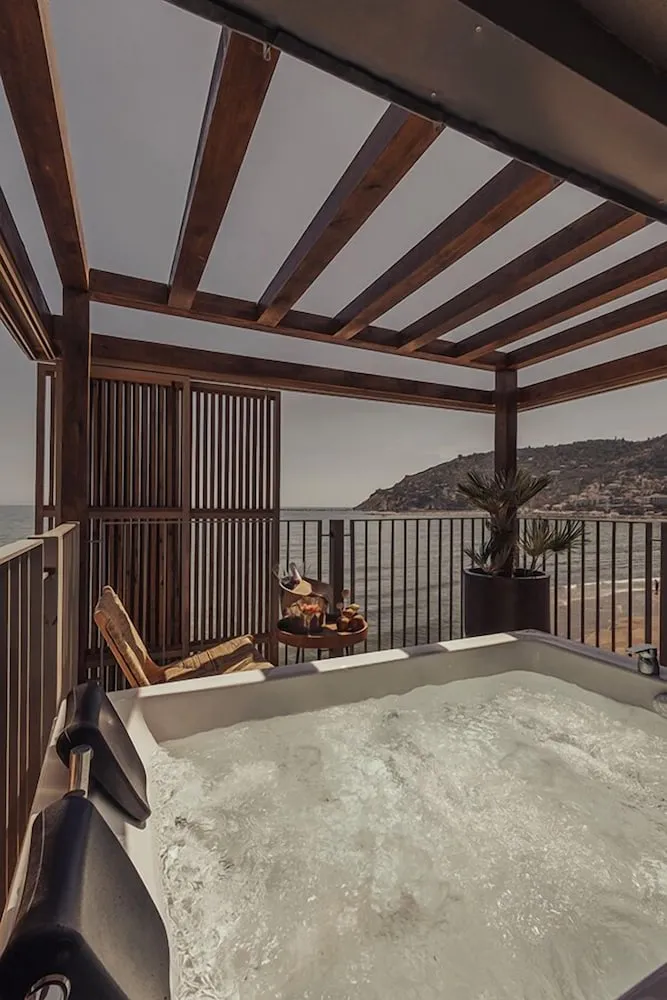 King Suite, Sea View, Main Building