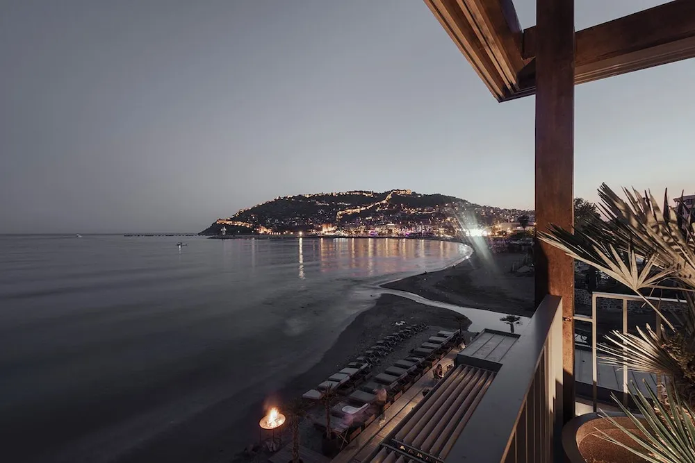 Deluxe Suite, Sea View, Main Building
