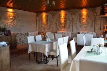 Sarıhan Cave Hotel