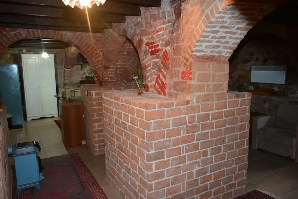 Stone Room (Basement)