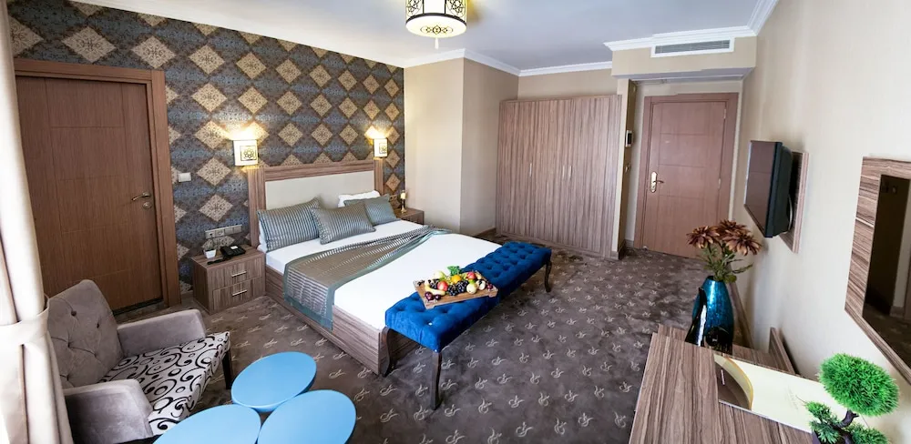 Deluxe Tek Büyük Yataklı Oda