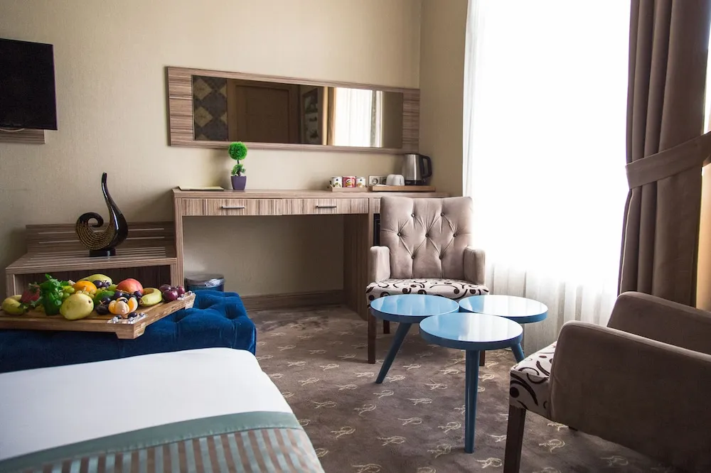 Deluxe Tek Büyük Yataklı Oda