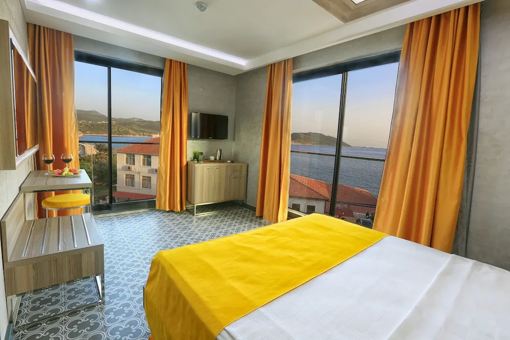 Tek Büyük Yataklı Oda, Deniz Manzaralı