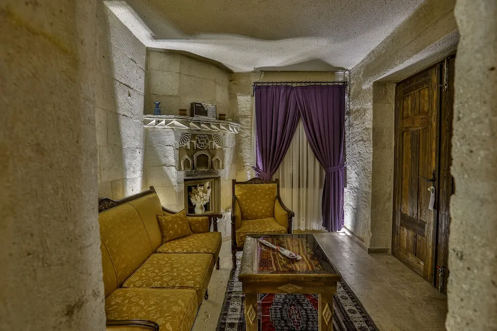 Deluxe Tek Büyük Yataklı Oda (Cave)